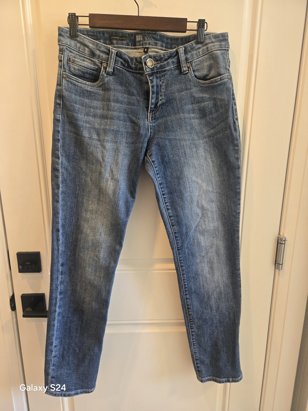 Kut from the Kloth Medium Blue Straight Leg Jeans